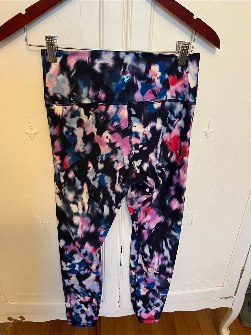 2/$7 Old Navy high rise Powersoft Active Leggings - Picture 3 of 3